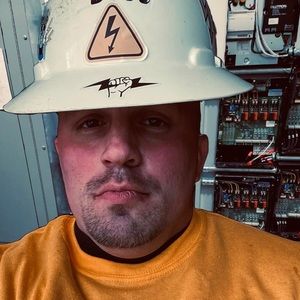 Meet your Posher, Adam